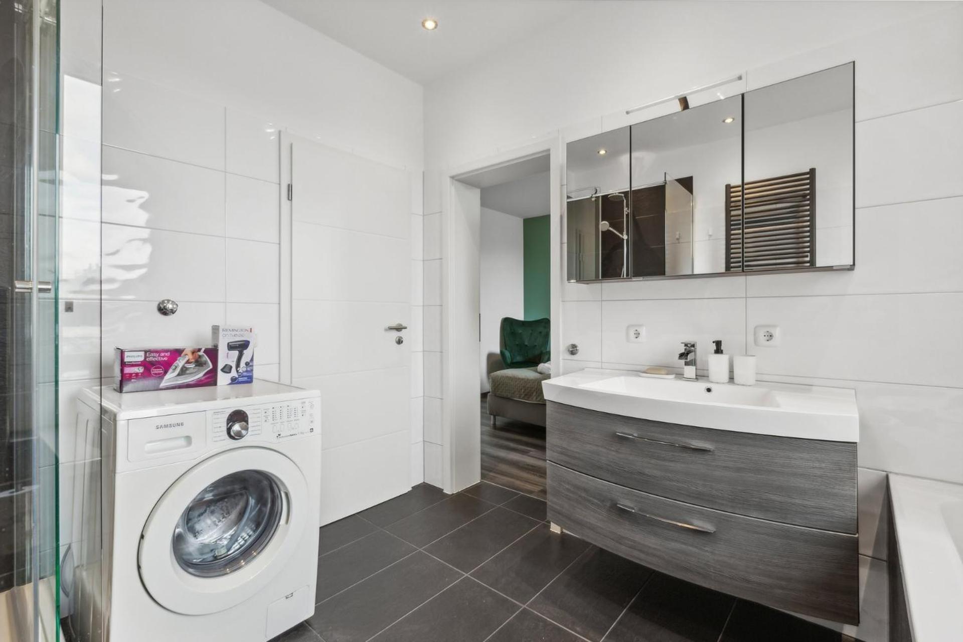 Apartment Elegant & Bright ~ Near Schalke 04 ~ Office ~ Free Parking! Gelsenkirchen